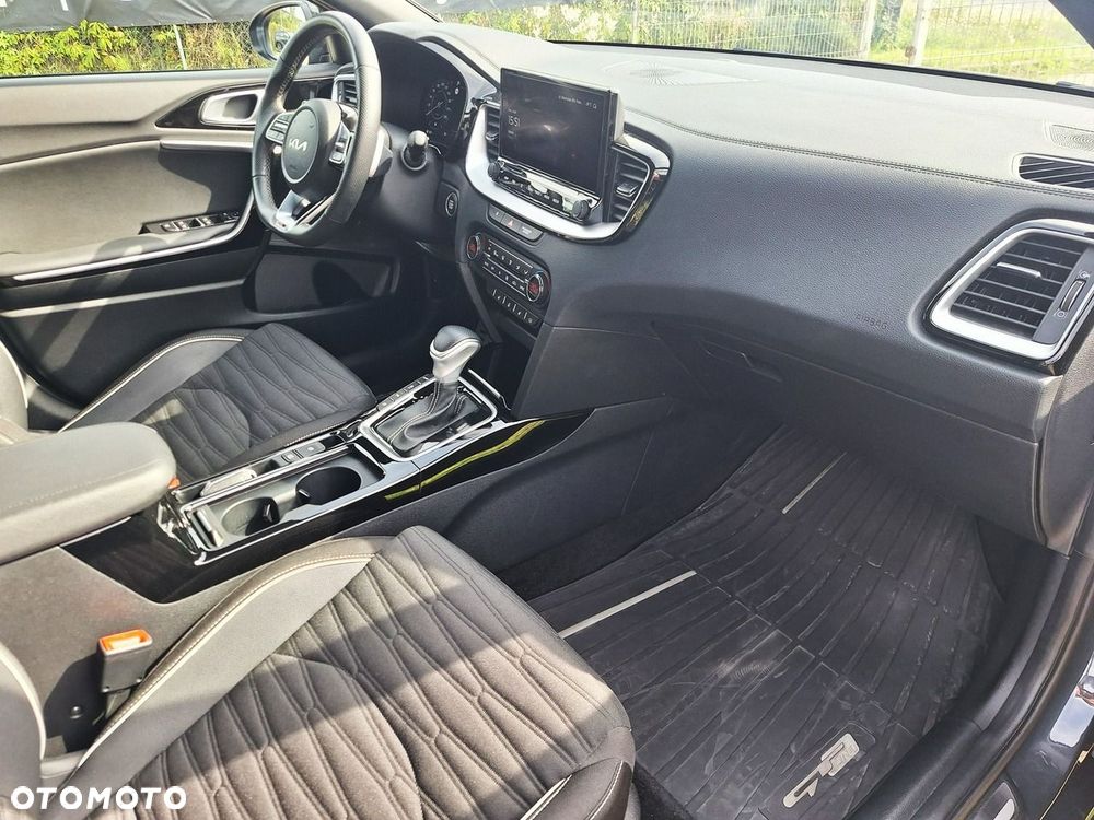 Kia ProCeed 1.5 T-GDI GT Line DCT - 24