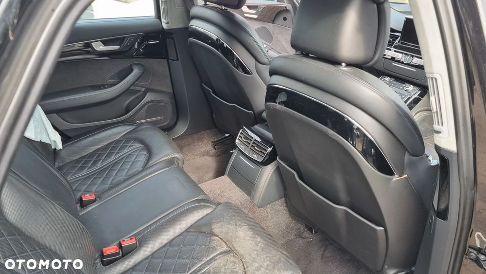 Audi A8 3.0 TDI DPF clean quattro tiptronic - 26