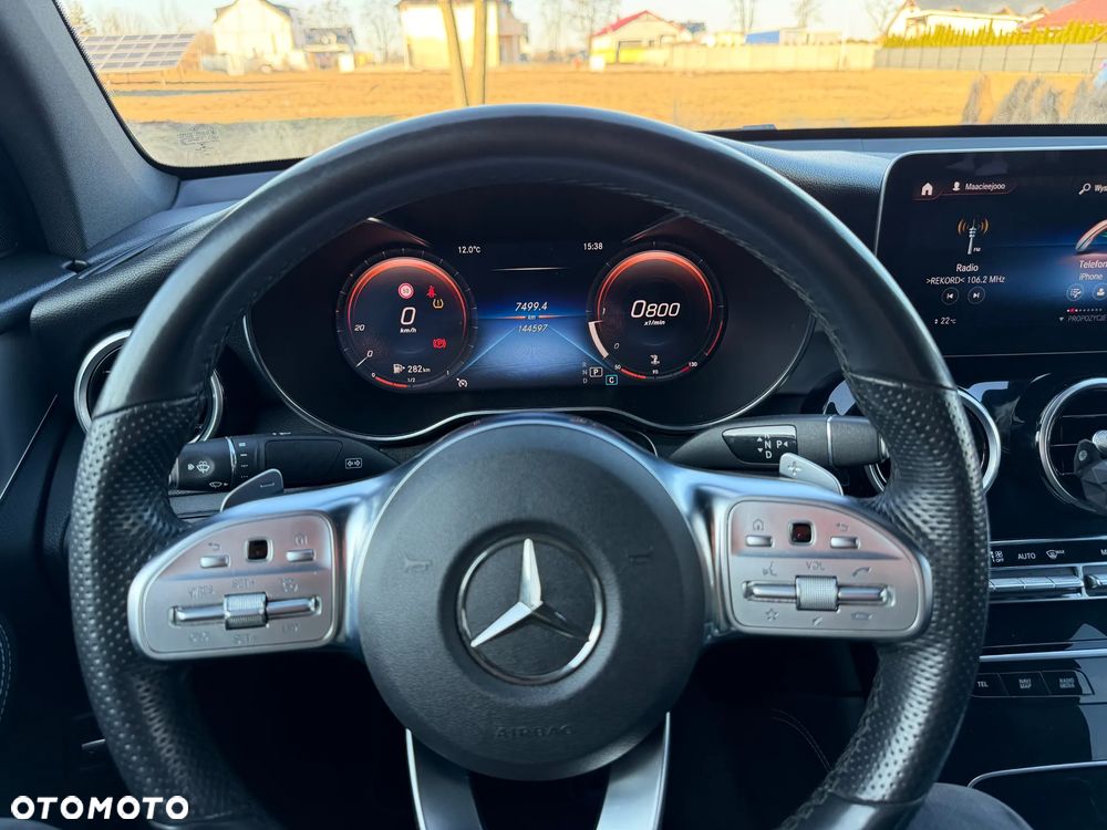 Mercedes-Benz GLC 300 d 4-Matic - 31
