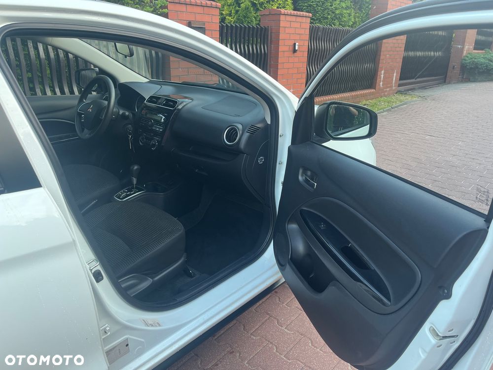 Mitsubishi Space Star 1.2 Invite CVT - 25