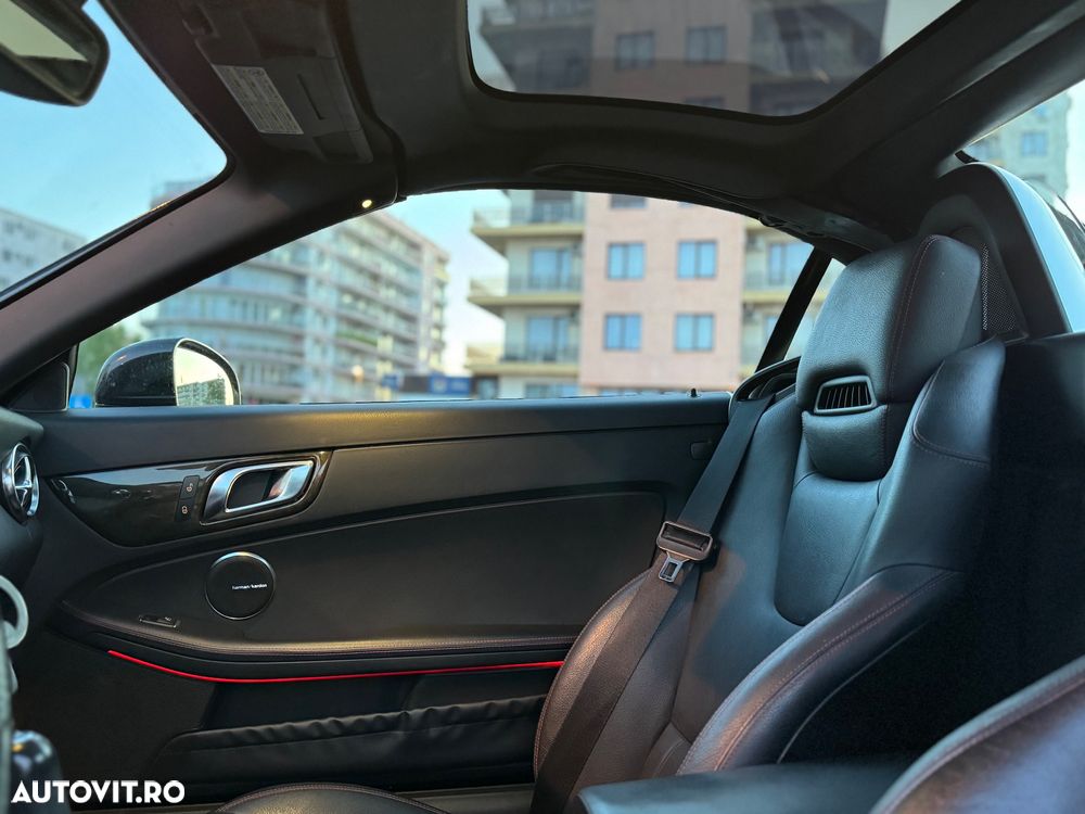 Mercedes-Benz SLK 250 (BlueEFFICIENCY) 7G-TRONIC - 17