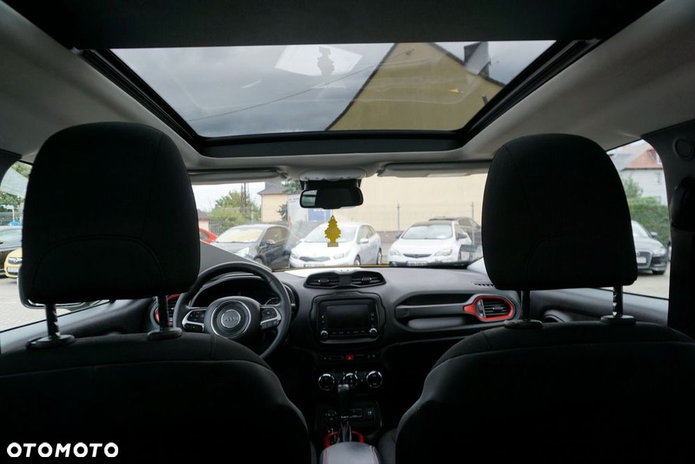 Jeep Renegade - 40