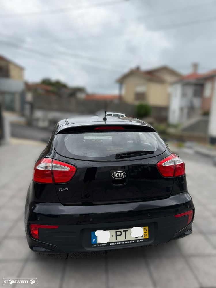 Kia Rio 1.1 CRDi - 3