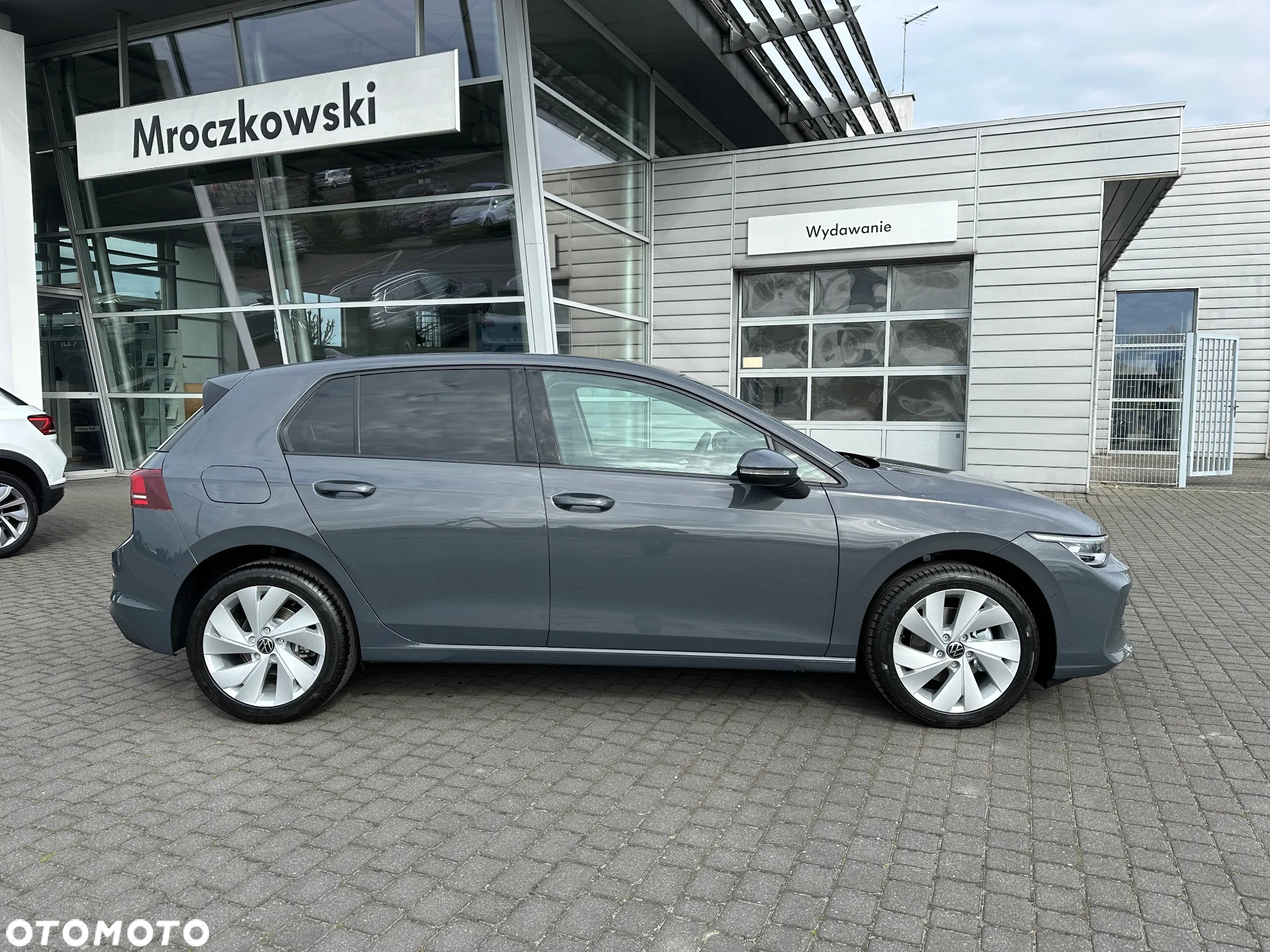 Volkswagen Golf - 5
