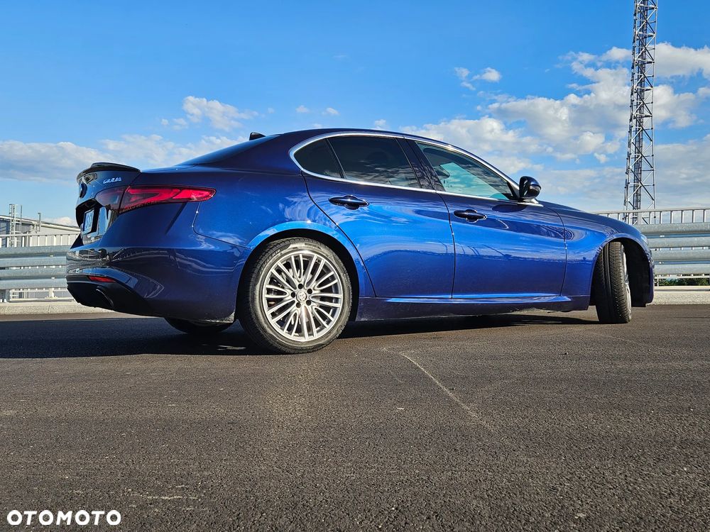 Alfa Romeo Giulia 2.0 Turbo 16V AT8 Veloce Ti - 8