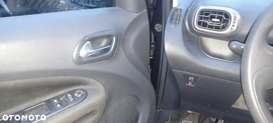 Citroën C3 Picasso 1.4i Attraction - 14