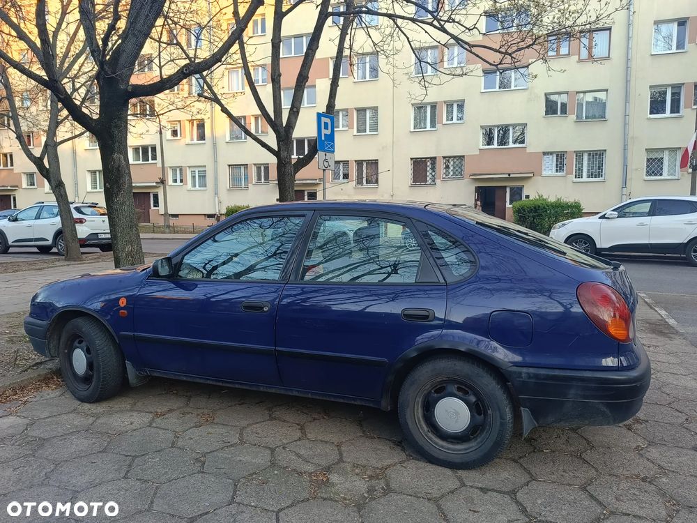 Toyota Corolla 1.4 Terra1 - 2
