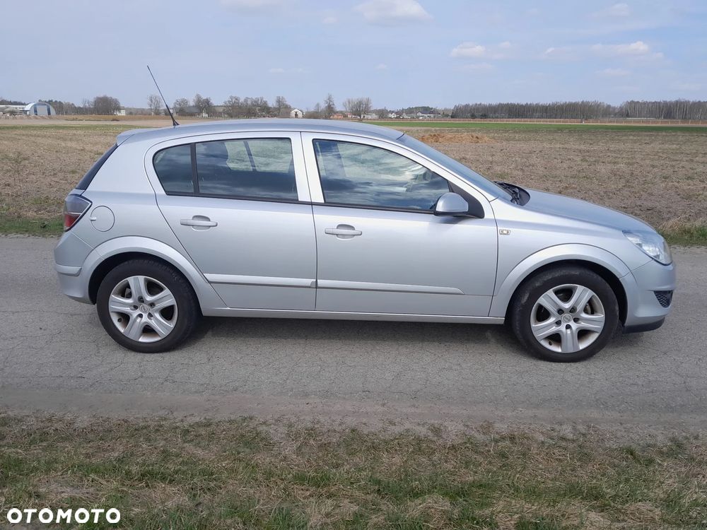 Opel Astra 1.8 Edition Plus - 20