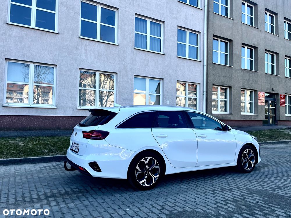 Kia Ceed 1.4 T-GDI L Business Line Plus DCT - 15