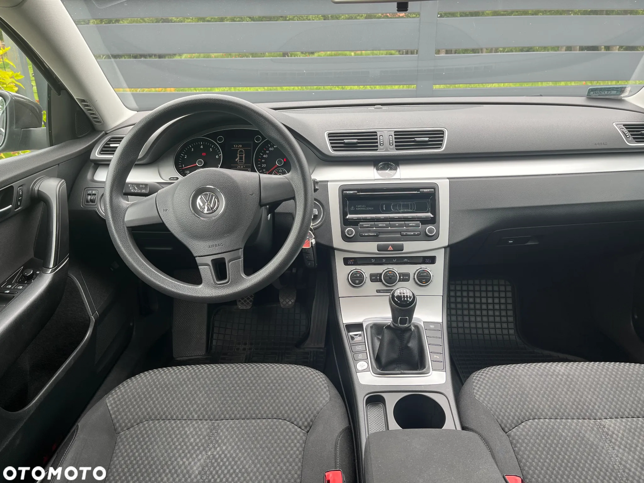 Volkswagen Passat 1.4 TSI BMT Comfortline - 10