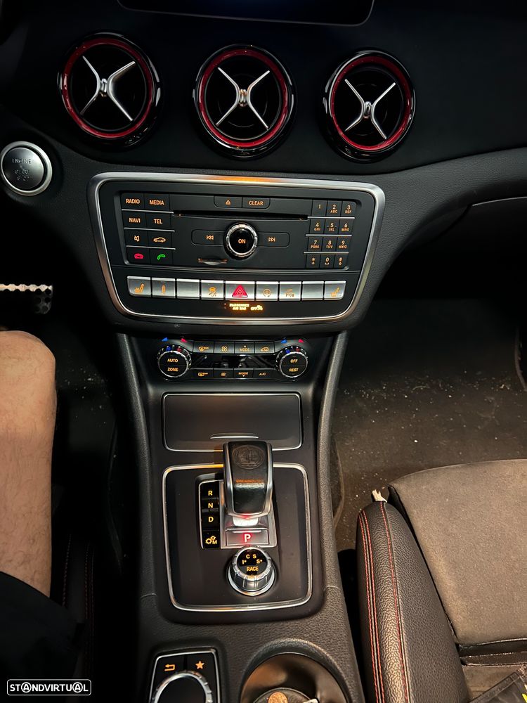 Mercedes-Benz CLA 45 AMG 4Matic 7G-DCT - 7