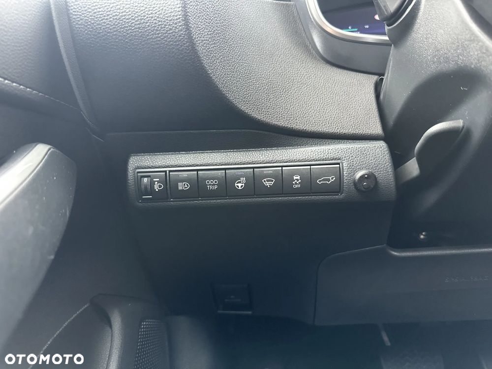 Toyota Corolla - 22
