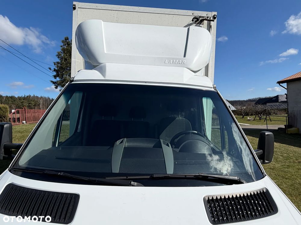 Mercedes-Benz Sprinter - 3
