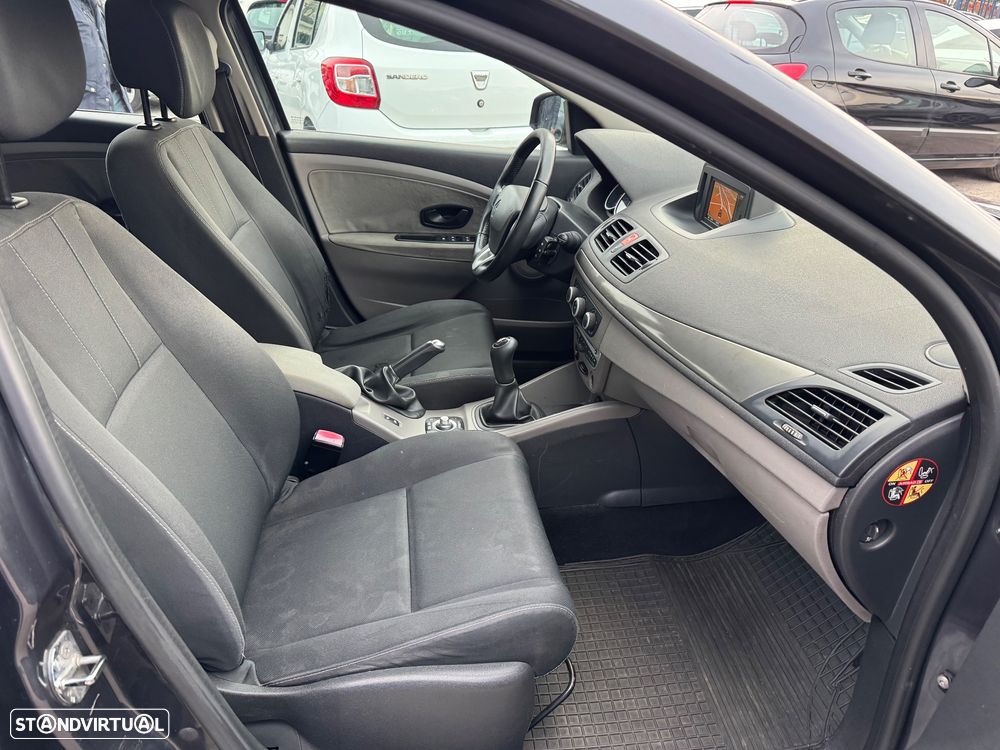 Renault Mégane Sport Tourer dCi 90 FAP Expression - 13