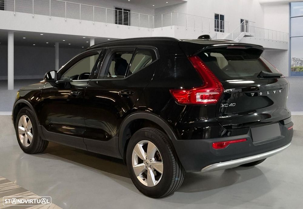 Volvo XC 40 1.5 T2 Momentum Core - 4