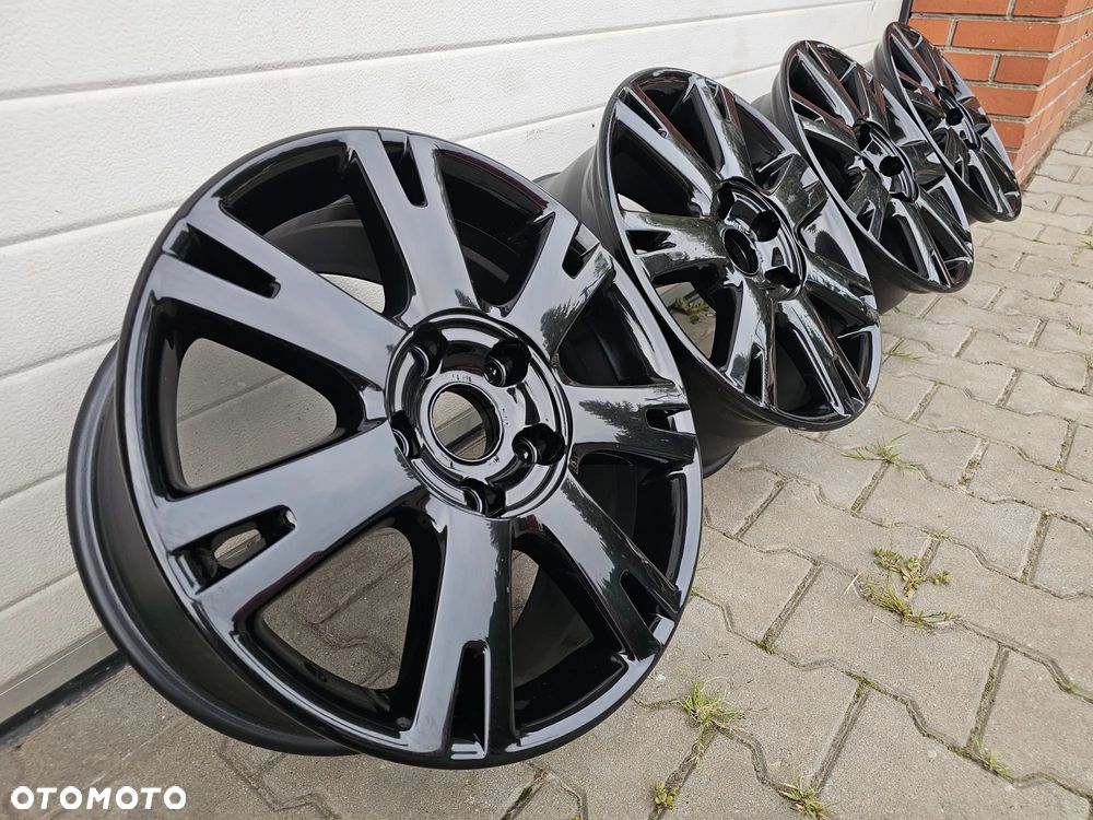 Volkswagen OE Touareg Audi Q7 / 8Jx18 ET57 5x130 / 7L6601025K - 1