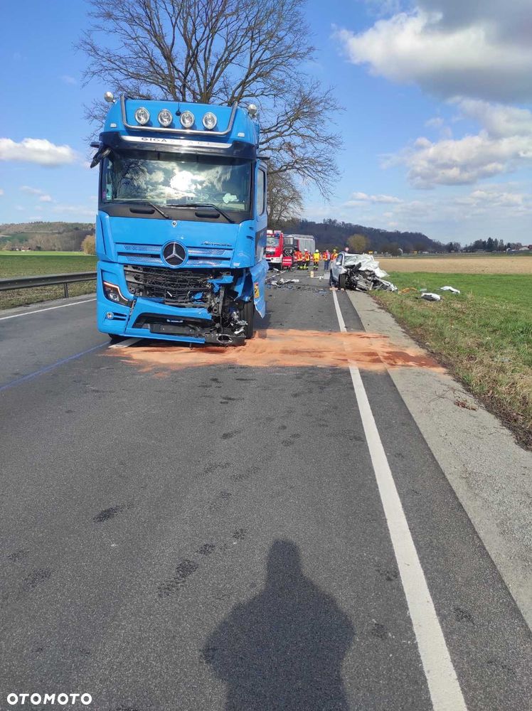 Mercedes-Benz Actros 1851 - 23