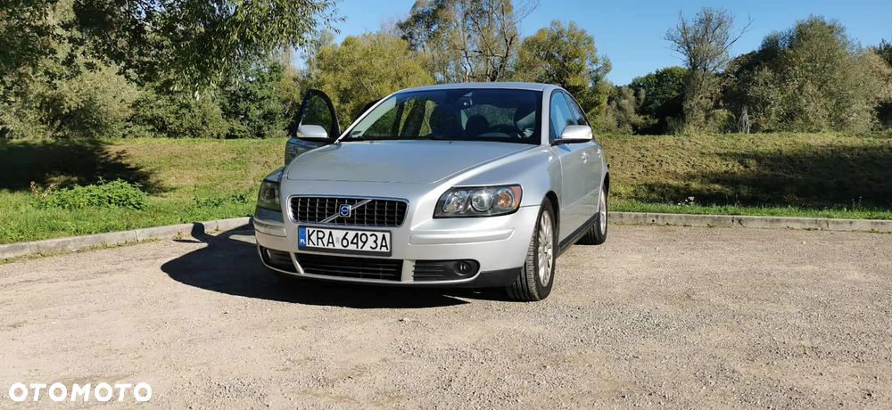 Volvo S40 2.0D Momentum - 1