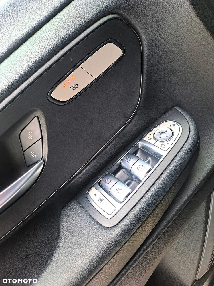 Mercedes-Benz Klasa V 220 d Avantgarde 9G-Tronic (d³ugi) - 8