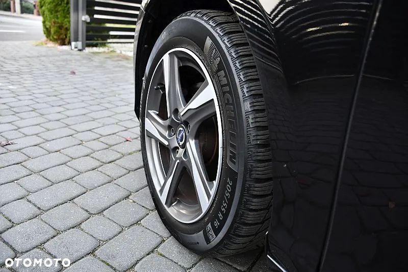 Volvo V40 D2 Momentum - 31