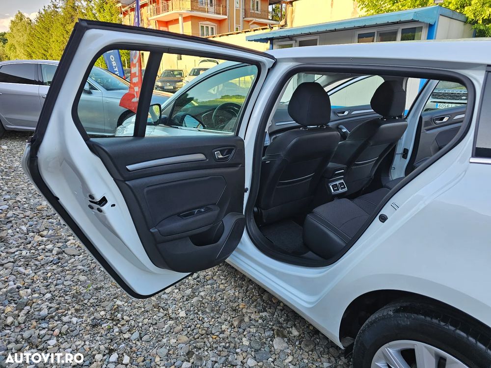 Renault Megane - 23