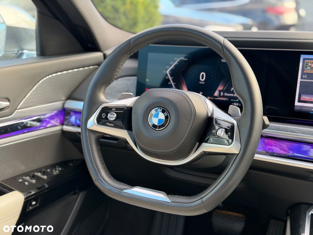 BMW Seria 7 740d xDrive mHEV sport - 18