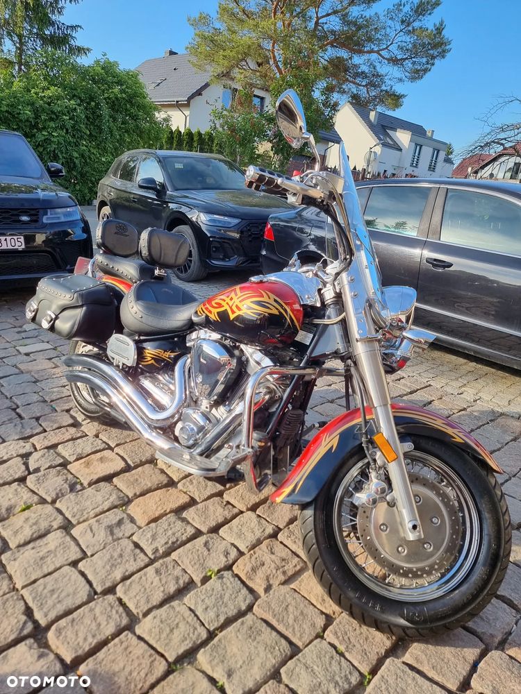 Yamaha Road Star - 2