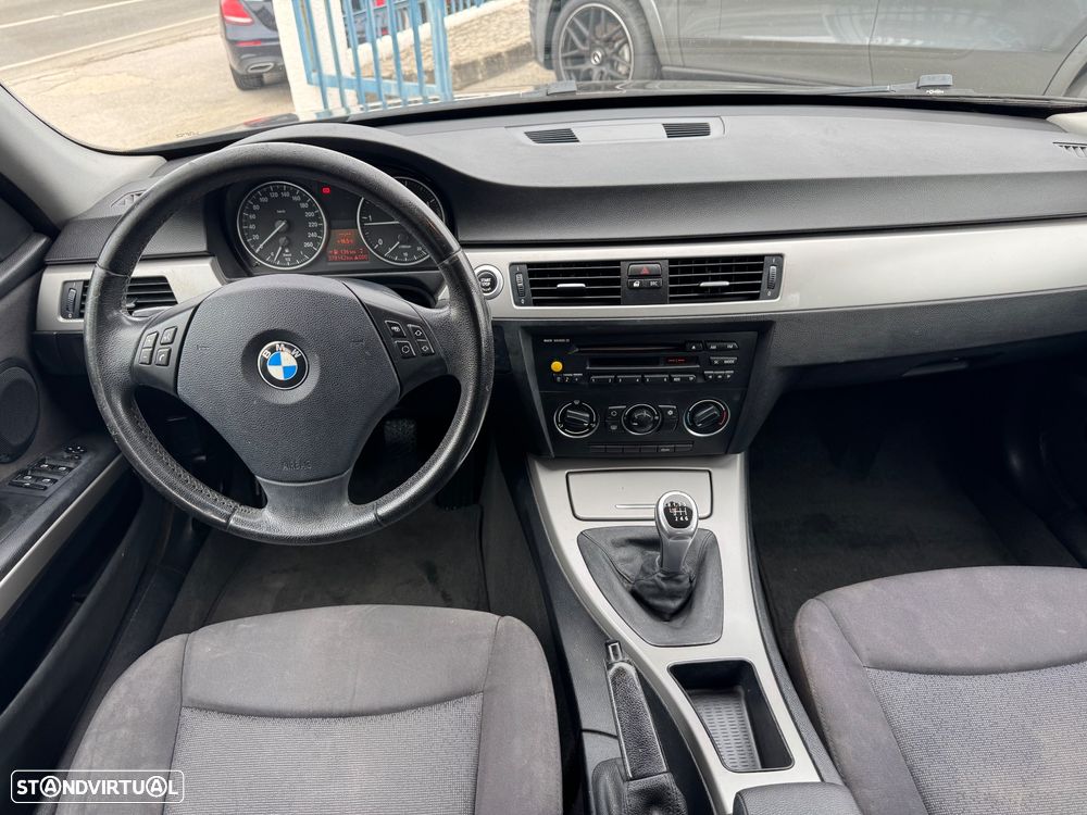 BMW 318 d DPF Edition Exclusive - 12
