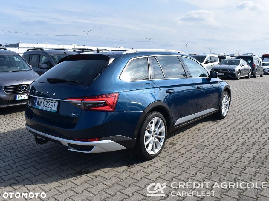 Skoda Superb 2.0 TSI 4x4 Scout DSG - 5