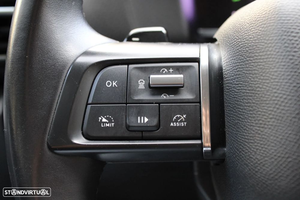 Citroën C4 PureTech 130 Stop&Start EAT8 SHINE - 11