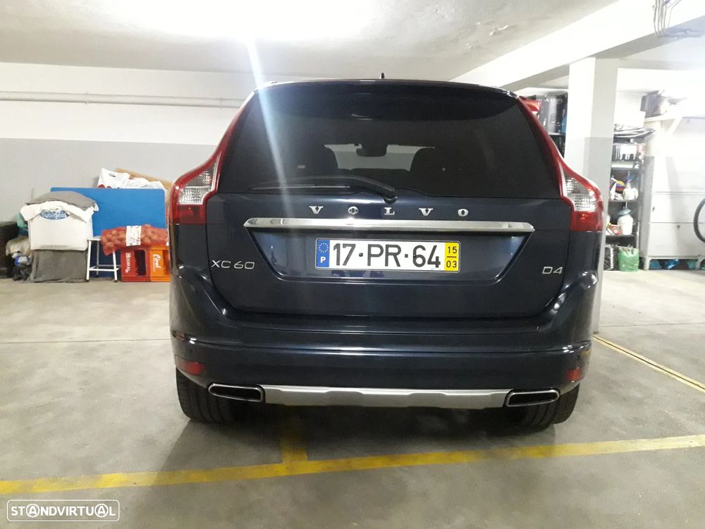 Volvo XC 60 2.0 D4 Momentum - 2