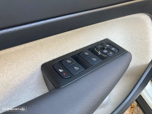 Volvo XC 40 1.5 T5 PHEV Inscription - 39