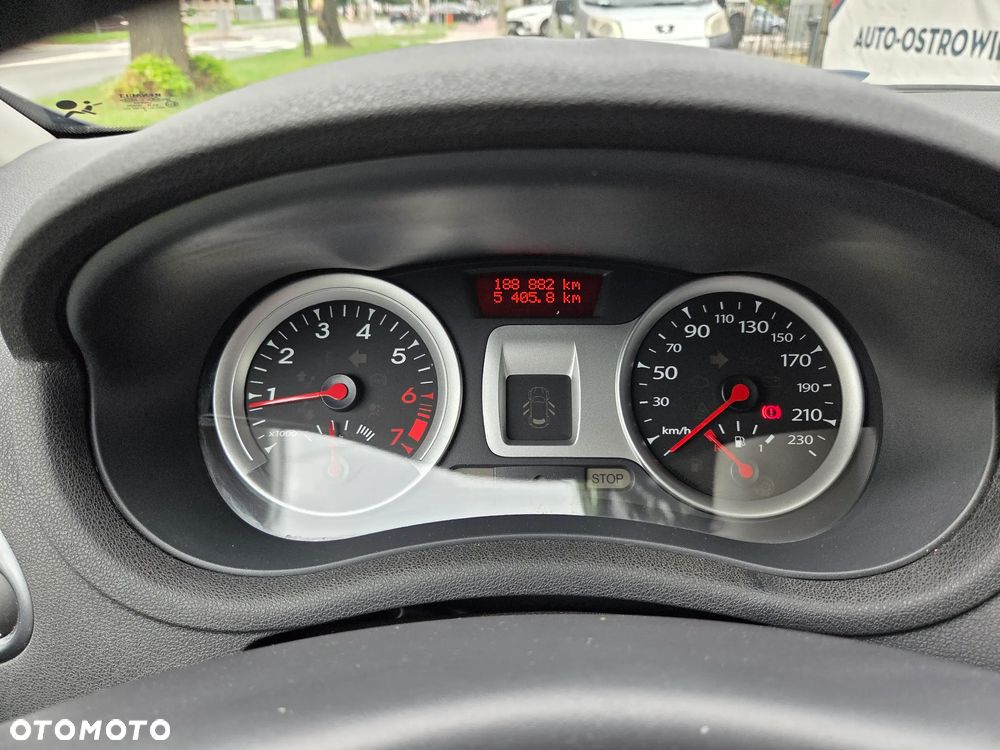 Renault Clio - 16