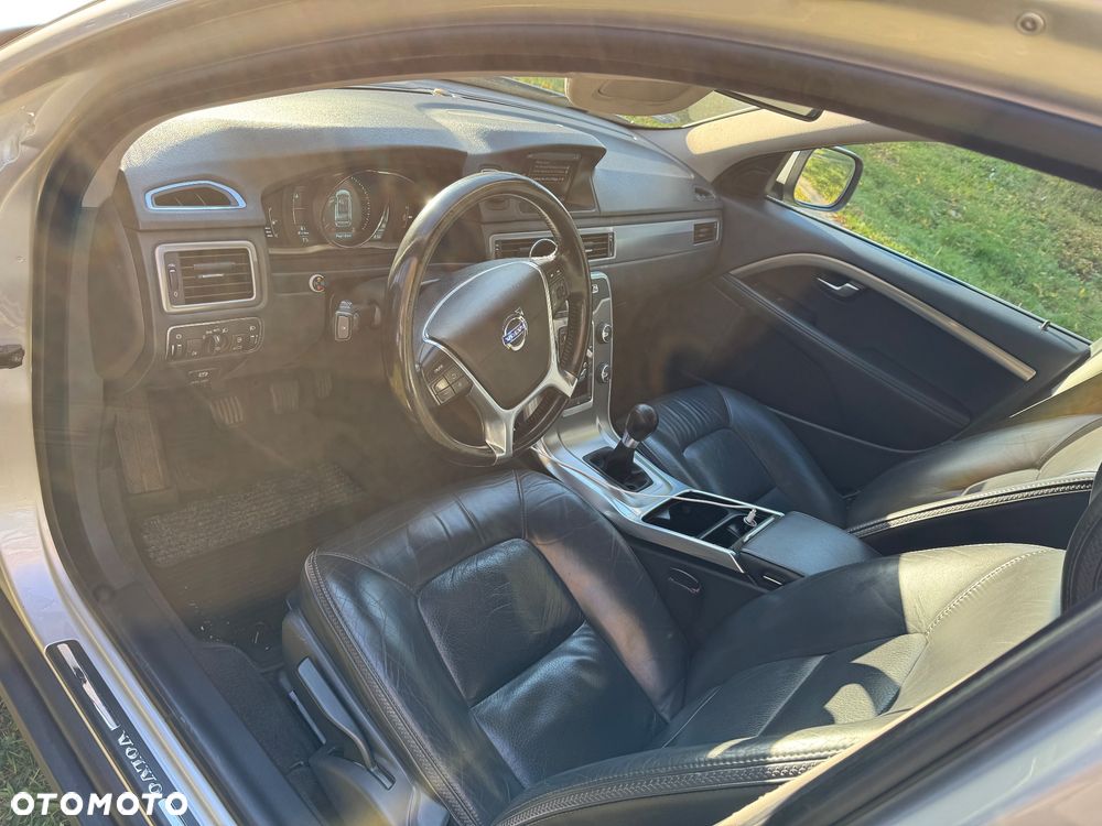 Volvo XC 70 - 3