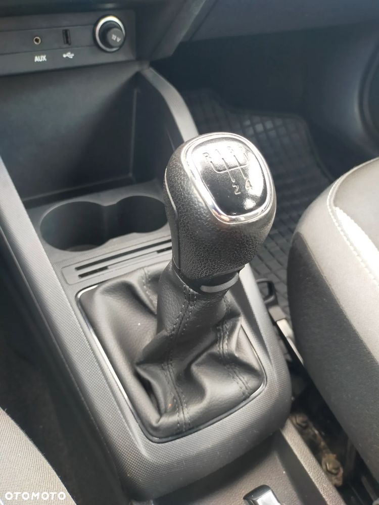 Skoda Fabia - 10