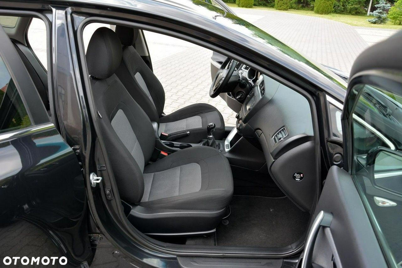Kia Ceed 1.6 GDI ISG SW Platinum Edition - 17