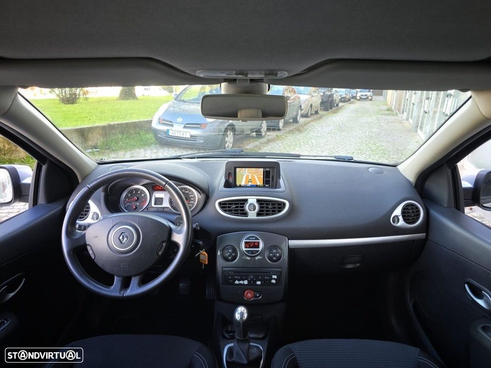 Renault Clio 1.2 16V Dynamique S - 5