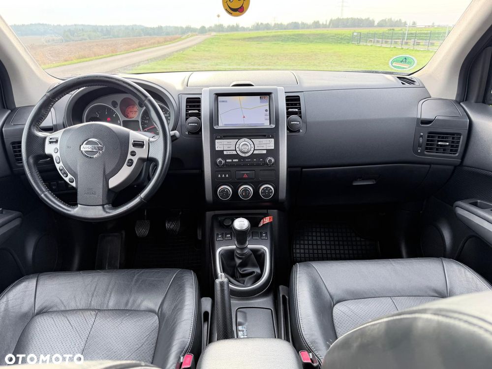 Nissan X-Trail 2.0 dCi LE - 13