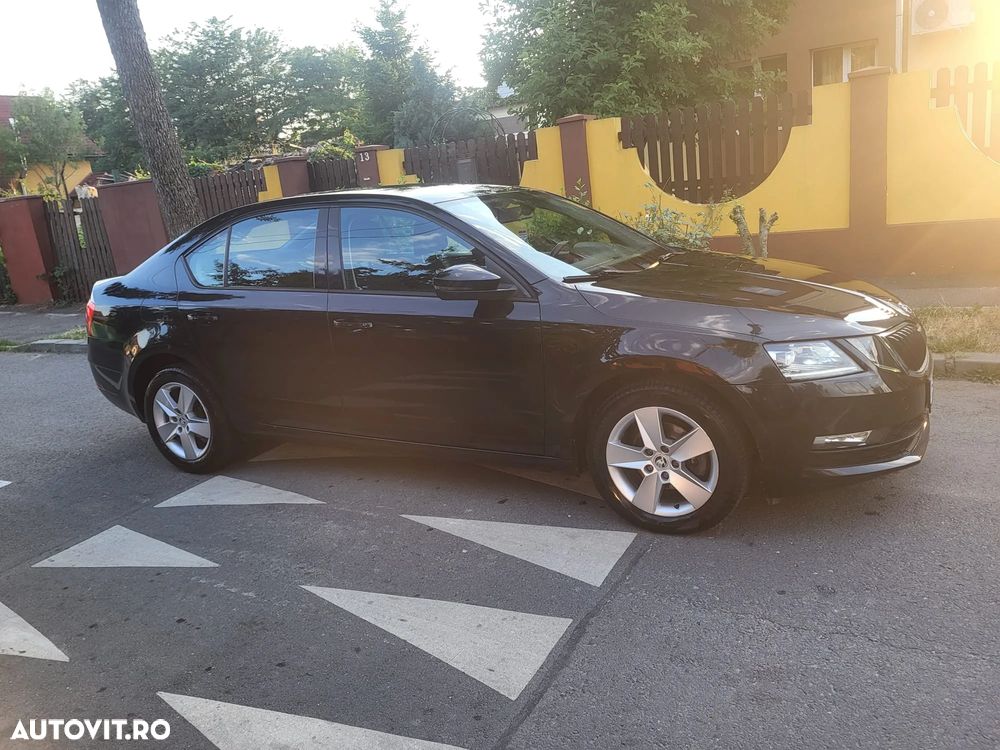 Skoda Octavia 1.6 TDI Ambition - 2