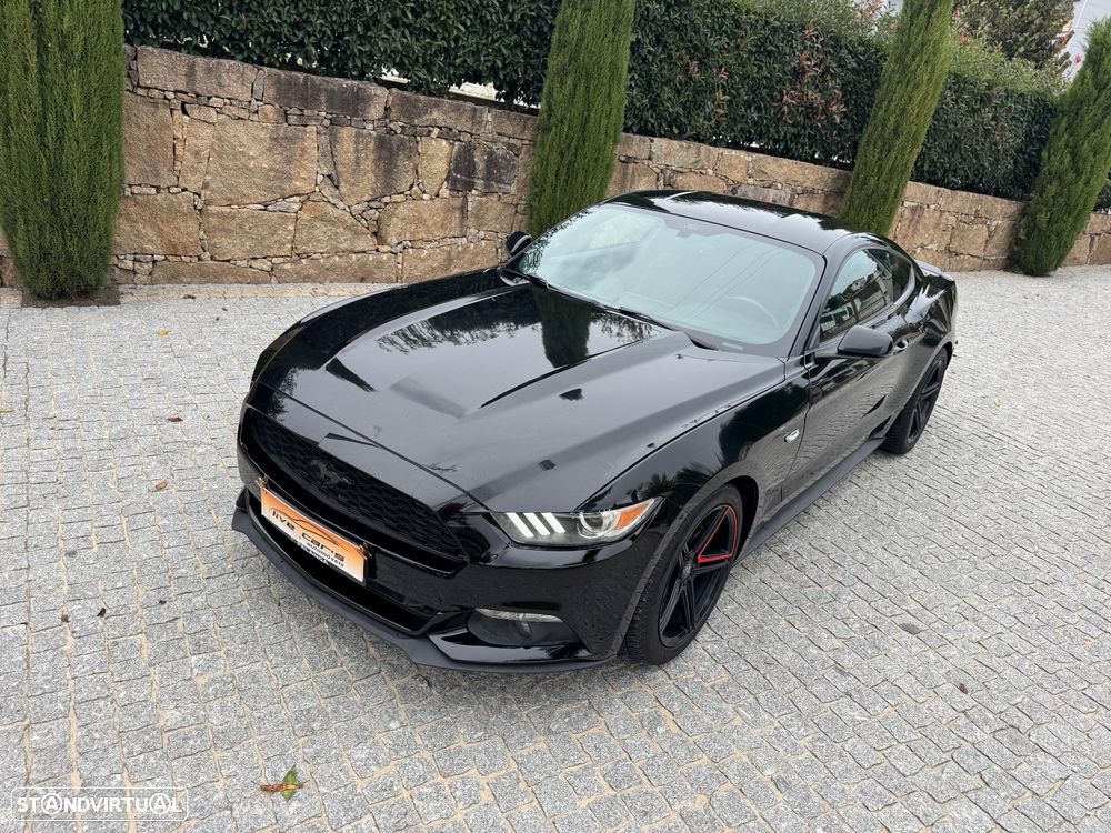 Ford Mustang 2.3 Eco Boost Aut. - 2