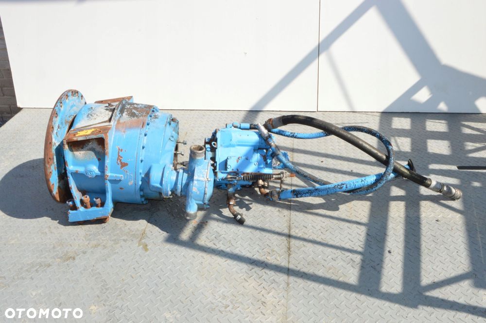 napęd betoniarki betonomieszarki motoreduktor sauer-danfoss 513462 pompa - 2