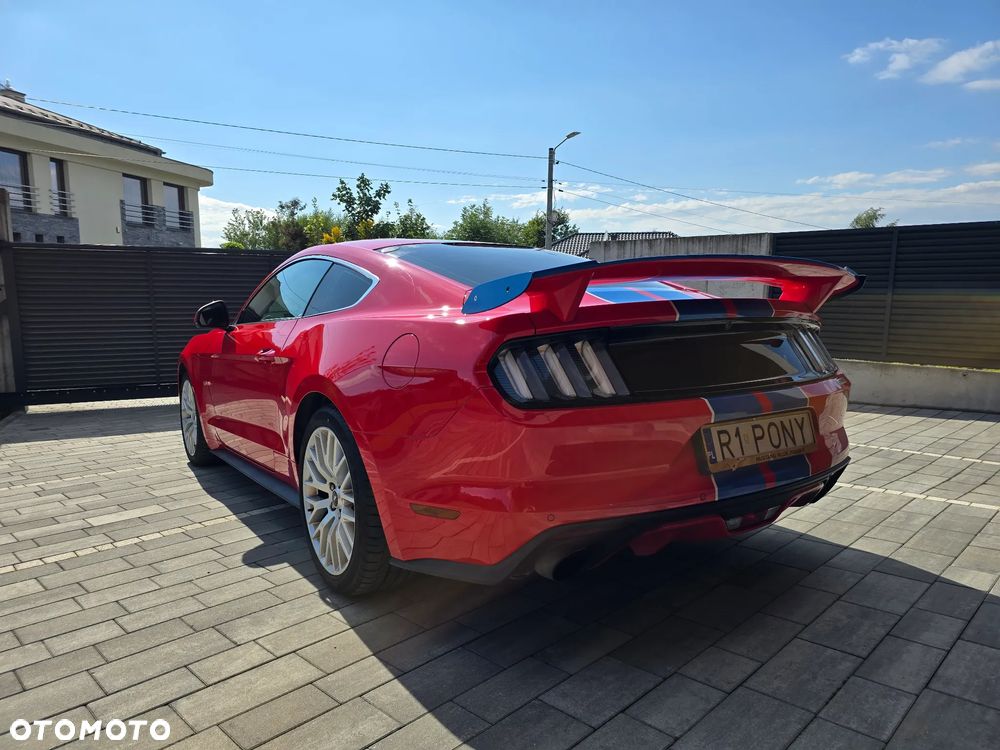 Ford Mustang - 6