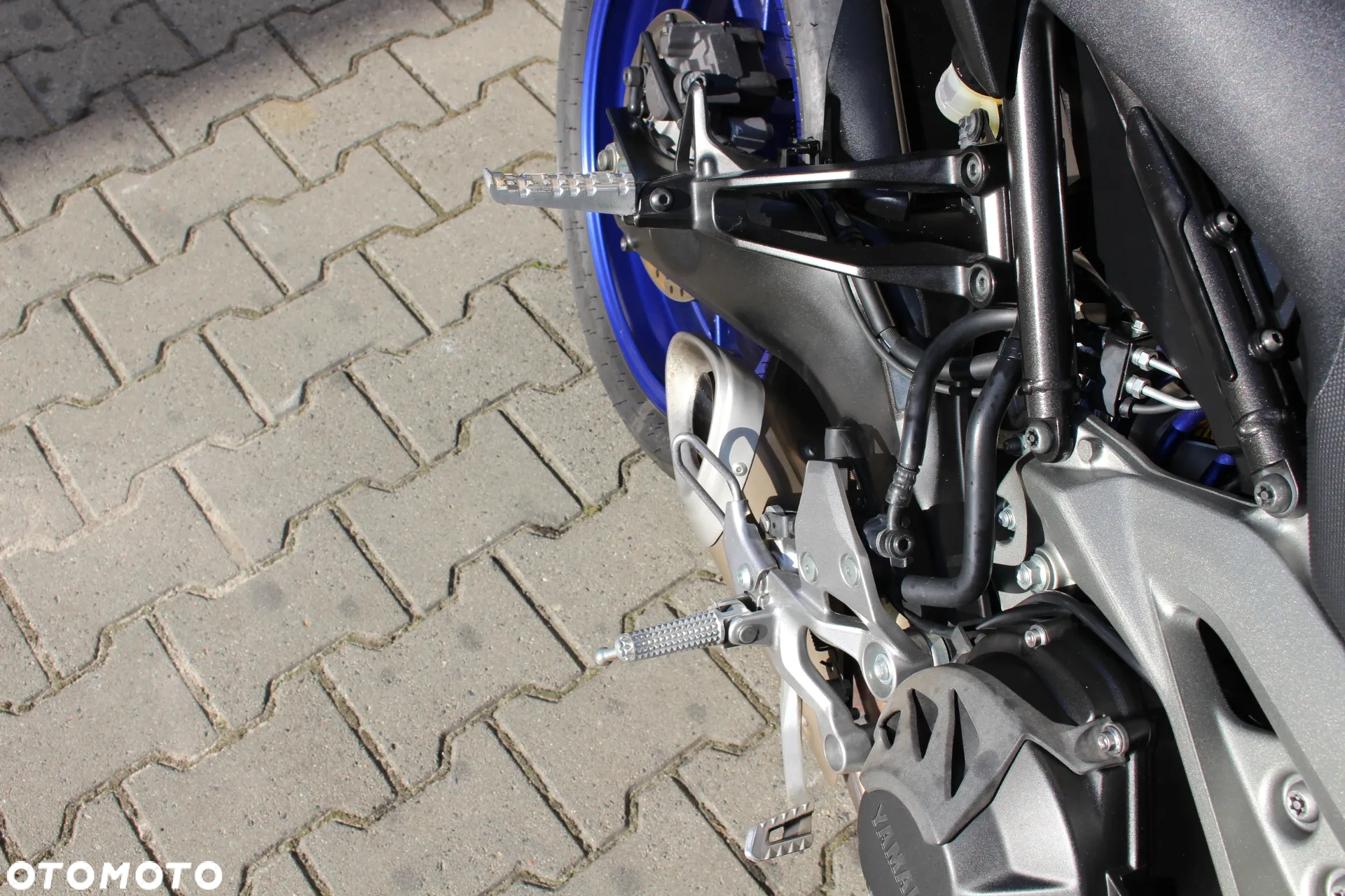 Yamaha MT - 17