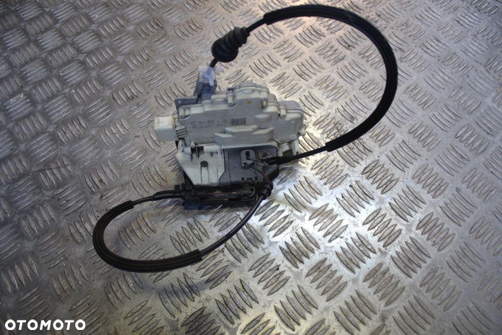 ZAMEK DRZWI LEWY PRZÓD 9 PIN VW PASSAT B6 3C1837015A