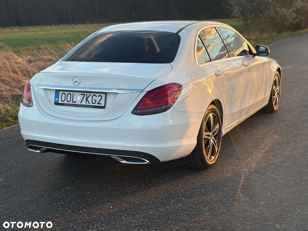 Mercedes-Benz Klasa C 220 d 9G-TRONIC - 4