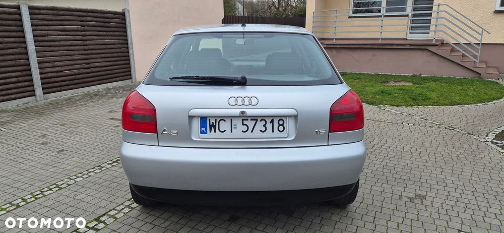 Audi A3 Sportback 1.6 Ambiente - 7