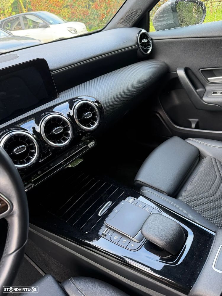 Mercedes-Benz A 250 e Style Plus - 13