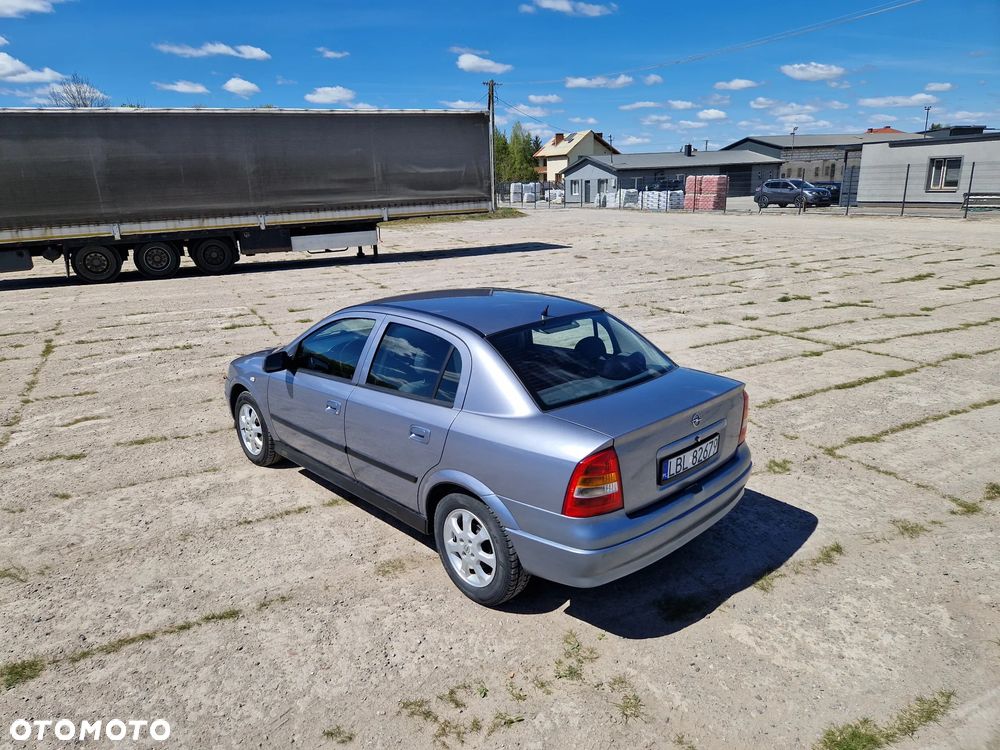 Opel Astra - 6