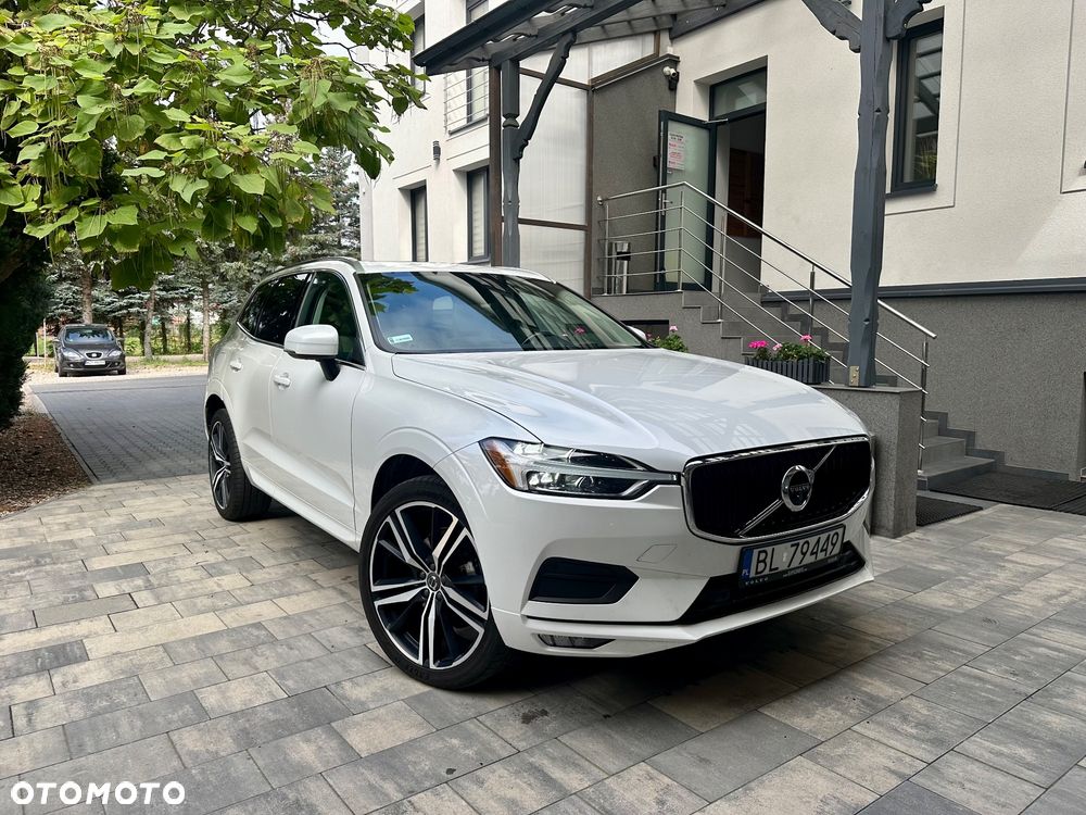 Volvo XC 60 T5 AWD Momentum - 1