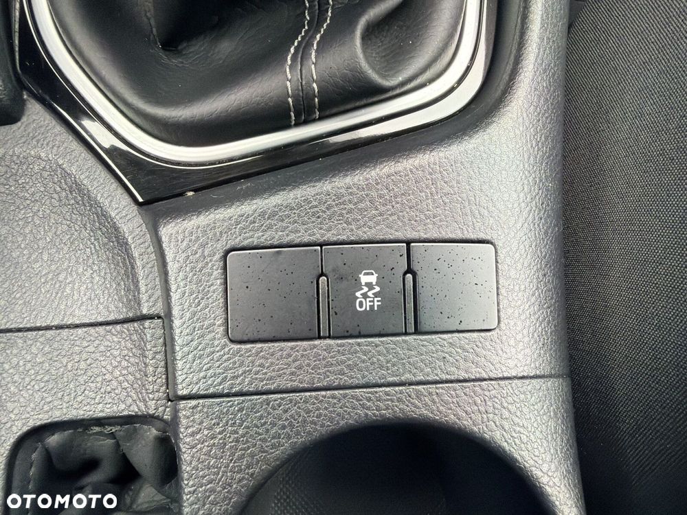 Toyota Corolla - 24